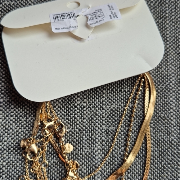 Aldo Ankle Bracelets - Picture 3 of 3